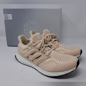 NEW Adidas Women's Ultraboost 5.0 DNA Running Shoes Sneakers Natural Size 8.5 US